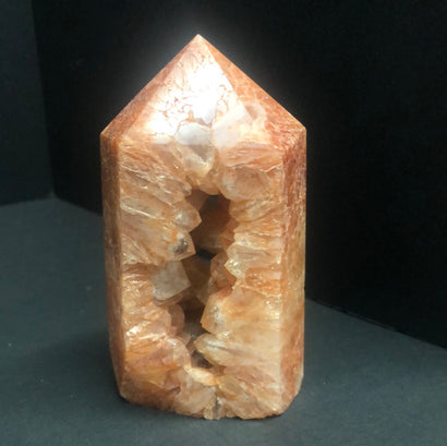 Carnelian tower with Crystal opening S
