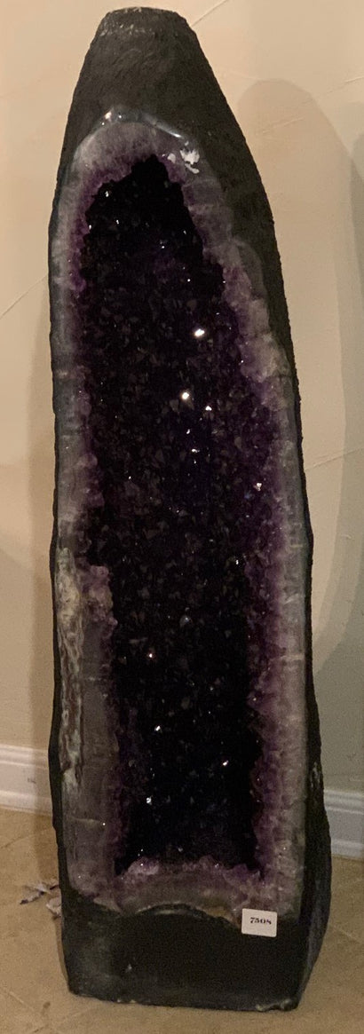 Amethyst Cathedral, dark purple 35"
